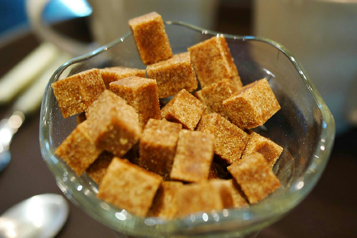 Quando il dolce si fa leggero: torta vegana di carote e mandorle soffice e genuina