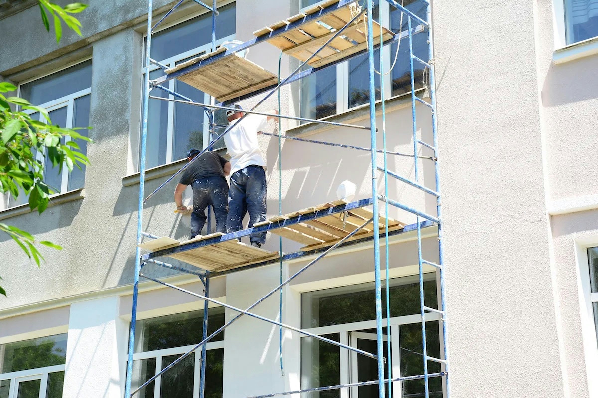 Accorgimenti essenziali per mantenere l'integrità degli edifici senza sprechi o danni in casa